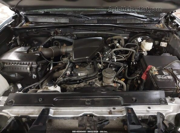 5TFSX5EN6KX070277 2019 TOYOTA TACOMA Silver Rear view