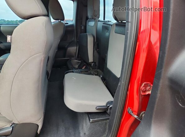 5TFSX5ENXGX047284 2016 TOYOTA TACOMA Красный Вид задних сидений