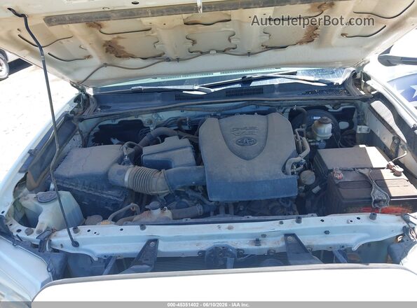 5TFSZ5AN0HX075113 2017 TOYOTA TACOMA White 