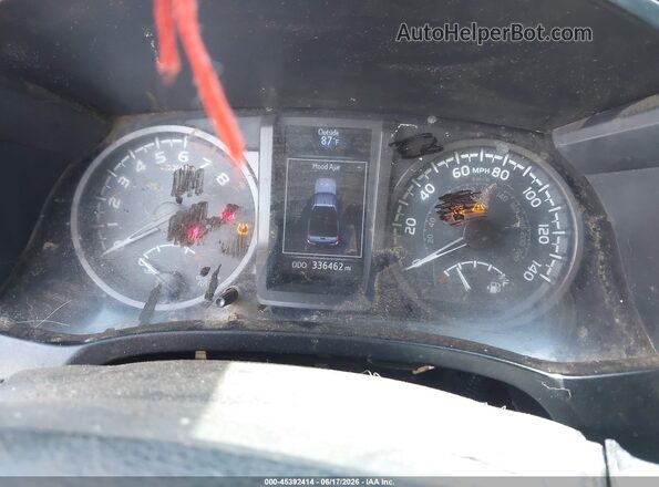 5TFSZ5AN2HX050374 2017 TOYOTA TACOMA Red Widok tylnych siedzeń