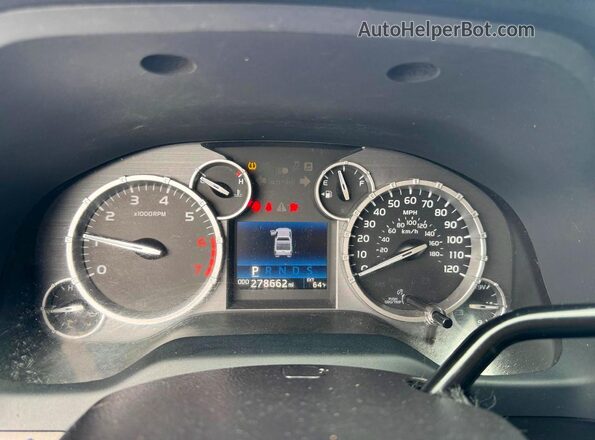 5TFUM5F13GX064263 2016 TOYOTA TUNDRA Черный Вид панели приборов