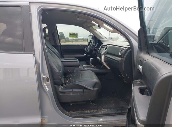 5TFUW5F18KX780336 2019 TOYOTA TUNDRA Gray Front interior view