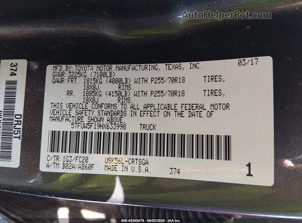 5TFUW5F19HX633998 2017 TOYOTA TUNDRA Black Widok komory silnika