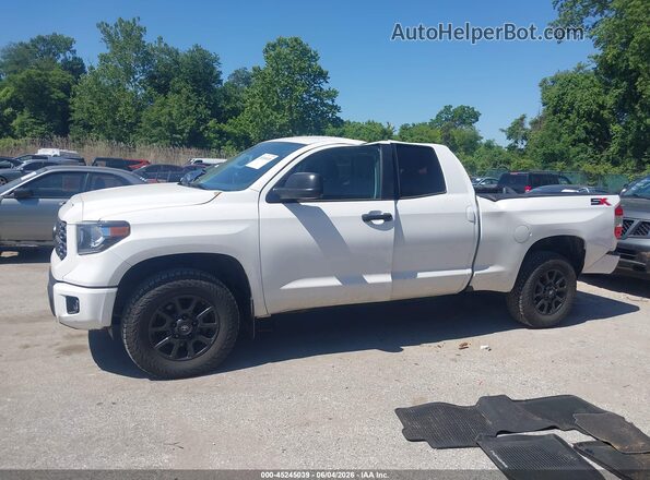 5TFUY5F10MX977403 2021 TOYOTA TUNDRA White 