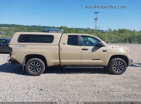5TFUY5F17HX670994 2017 TOYOTA TUNDRA Beige უკანა სალონის ხედი