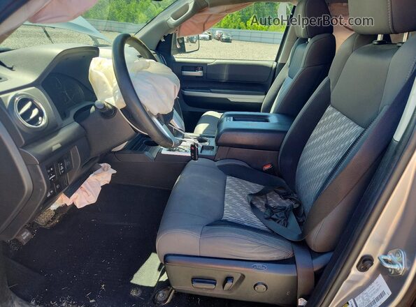 5TFUY5F18MX050035 2021 TOYOTA TUNDRA Silver Vista interior delantera