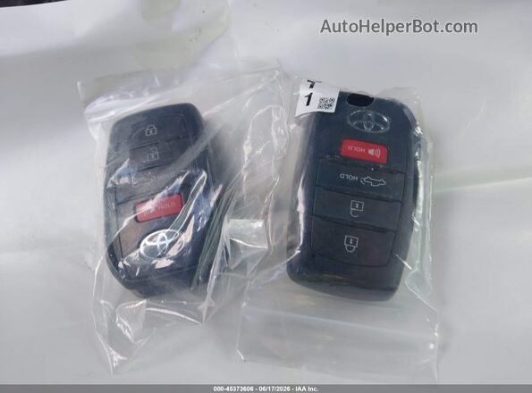 5TFWA5DB0RX228813 2024 TOYOTA TUNDRA Gray Widok deski rozdzielczej