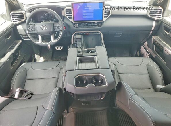 5TFWA5EC2TX053818 2026 TOYOTA TUNDRA Белый Вид панели приборов