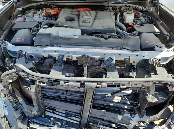 5TFWC5DB3RX074558 2024 TOYOTA TUNDRA Silver უკანა სალონის ხედი