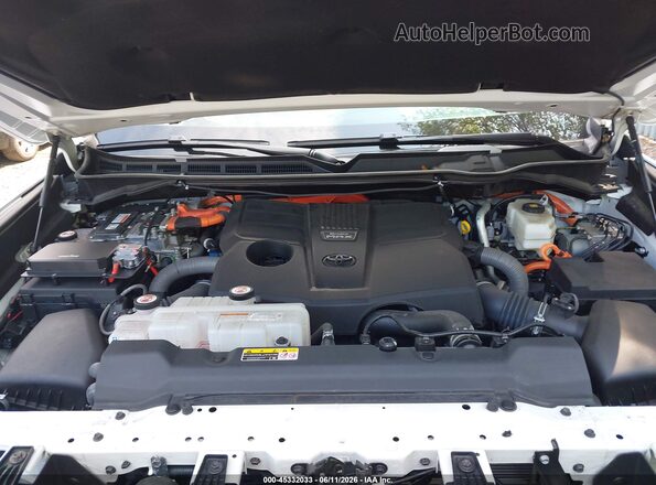 5TFWC5DB5RX080040 2024 TOYOTA TUNDRA HYBRID White Հետևի տեսք
