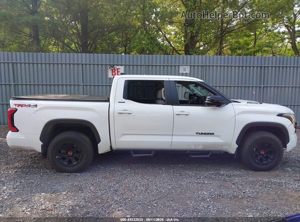 5TFWC5DB5RX080040 2024 TOYOTA TUNDRA HYBRID White Սալոնի հետևի տեսք