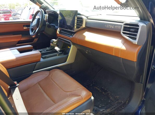 5TFWC5DB7RX071856 2024 TOYOTA TUNDRA HYBRID Синий Вид салона спереди