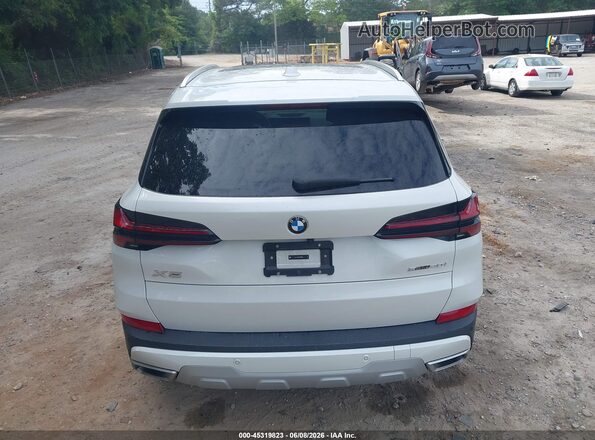 5UX13EU01R9V58062 2024 BMW X5 White 