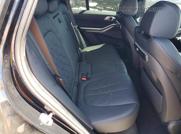 5UX13EU02S9Z46035 2025 BMW X5 Black Rear interior view