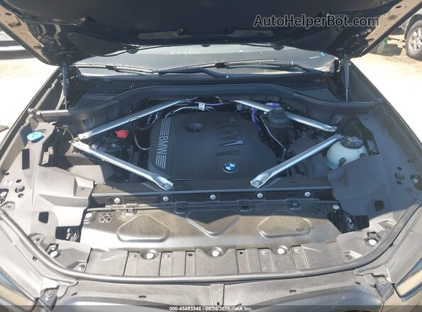 5UX13EU02T9364390 2026 BMW X5 Black Вид ззаду