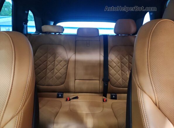 5UX13EU03R9V09042 2024 BMW X5 Green Rear seats view