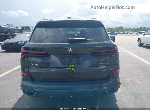 5UX13EU03T9264394 2026 BMW X5 Gray 