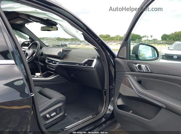5UX13EU05S9Z16091 2025 BMW X5 Black Vista interior delantera