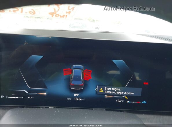 5UX13EU05S9Z16091 2025 BMW X5 Black Vista de los asientos traseros
