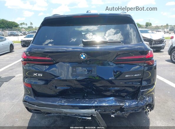 5UX13EU05T9256880 2026 BMW X5 Blue 