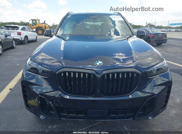 5UX13EU05T9256880 2026 BMW X5 Blue Widok zestawu wskaźników
