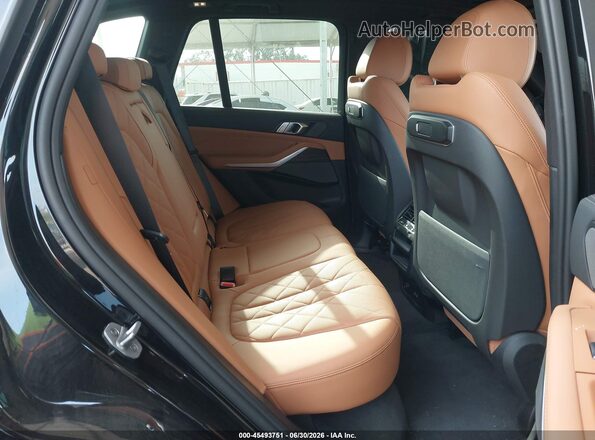 5UX13EU06S9X95572 2025 BMW X5 Black Widok naklejki z numerem VIN