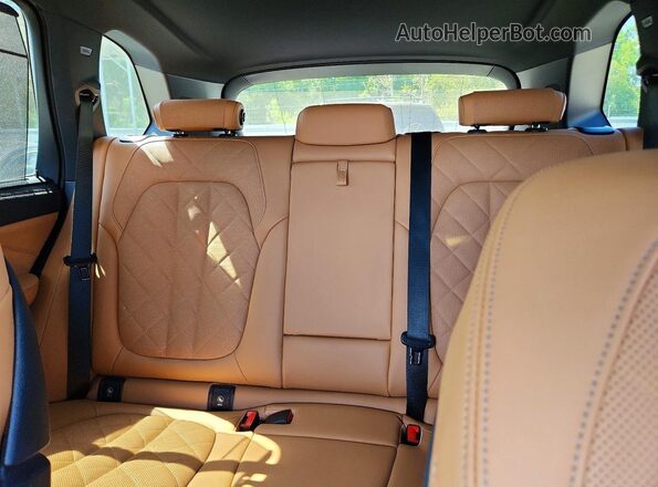 5UX13EU06S9Y36296 2025 BMW X5 Black Rear seats view