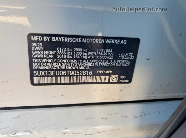 5UX13EU06T9052816 2026 BMW X5 White Vista de la etiqueta del VIN