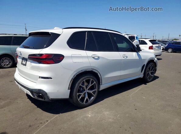 5UX13EU07R9T85969 2024 BMW X5 White 