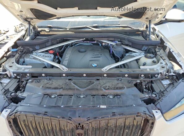 5UX13EU07R9T85969 2024 BMW X5 White 