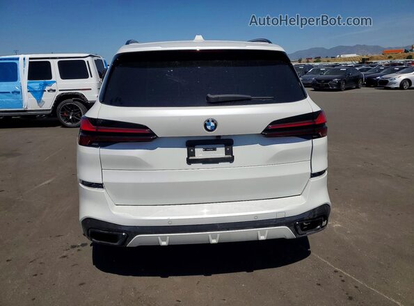 5UX13EU07R9T85969 2024 BMW X5 White 