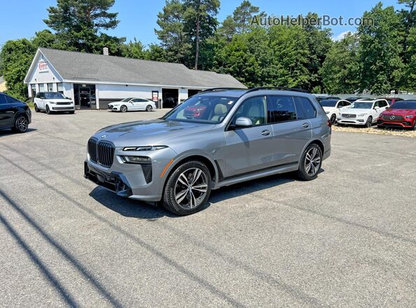 5UX23EM00P9P15677 2023 BMW X7 Gray უკანა მარცხენა