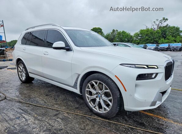 5UX23EM00P9R11019 2023 BMW X7 White Передня права чверть