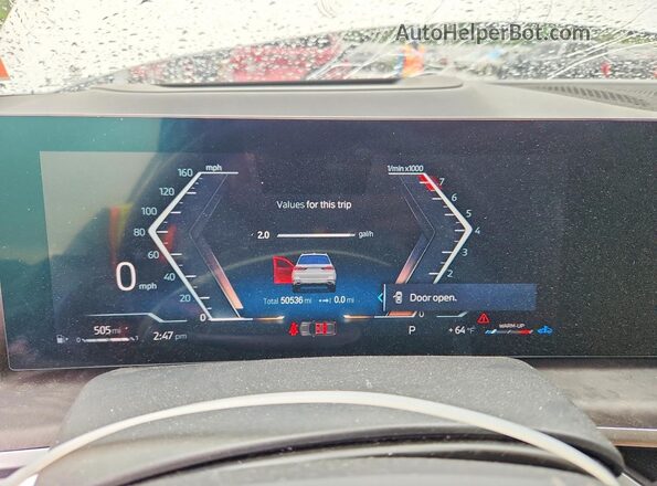 5UX23EM00P9R11019 2023 BMW X7 White Вид щитка приладів