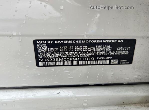 5UX23EM00P9R11019 2023 BMW X7 White Вид підкапотного простору