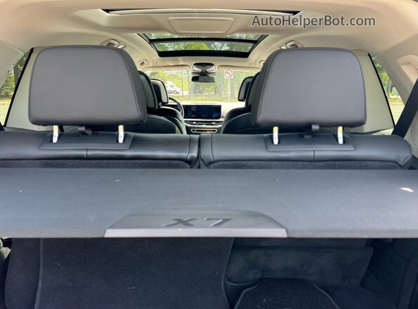 5UX23EM00R9S52720 2024 BMW X7 Gray 