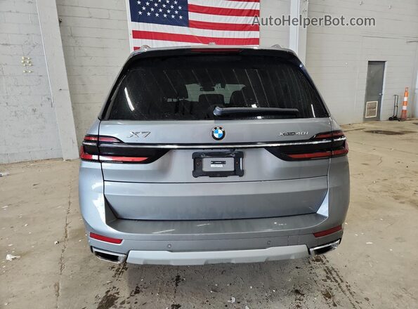 5UX23EM02S9Z25917 2025 BMW X7 Gray 