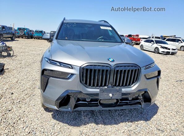 5UX23EM02T9280087 2026 BMW X7 Серый Вид спереди