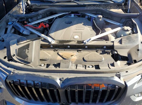 5UX23EM02T9280087 2026 BMW X7 Серый Вид подкапотного пространства