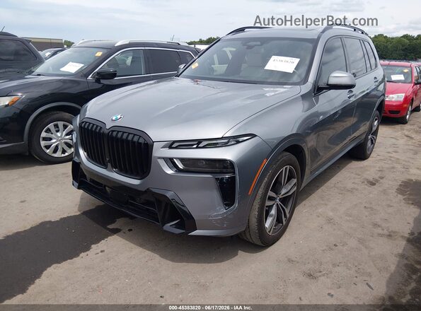 5UX23EM03P9S00897 2023 BMW X7 Gray წინა მარცხენა ხედი სამი მეოთხედიდან