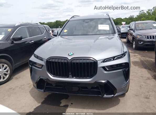5UX23EM03P9S00897 2023 BMW X7 Gray ხელსაწყოთა პანელის ხედი