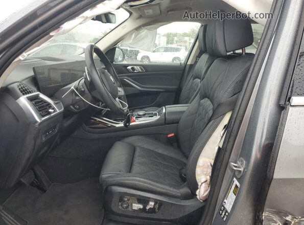 5UX23EM03S9W24587 2025 BMW X7 Gray 