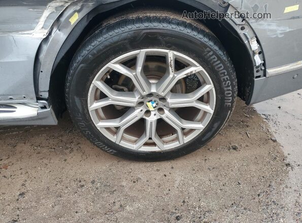 5UX23EM03S9W24587 2025 BMW X7 Gray 