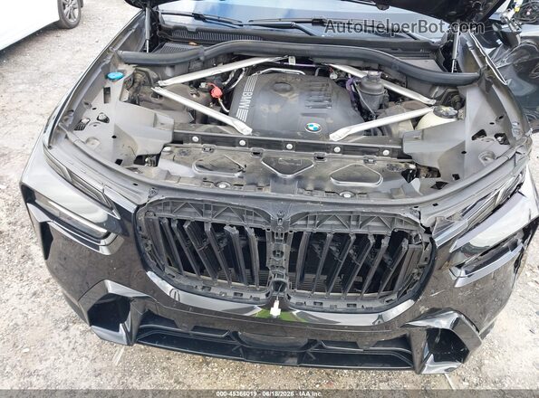 5UX23EM04P9P67524 2023 BMW X7 Black Հետևի տեսք