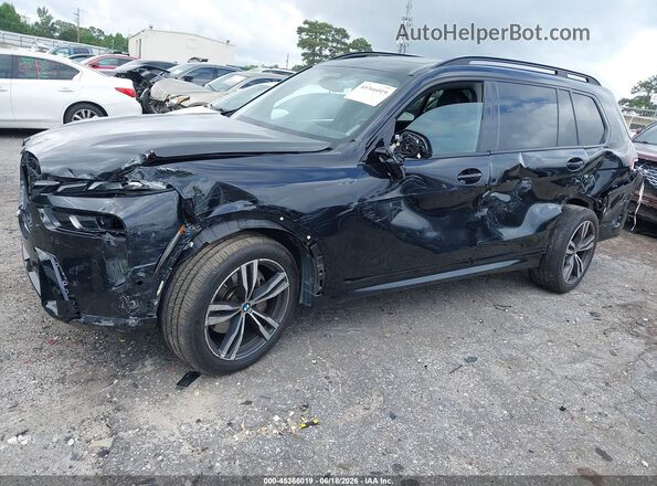 5UX23EM04P9P67524 2023 BMW X7 Black Առջևի ձախ երեք քառորդ տեսարան