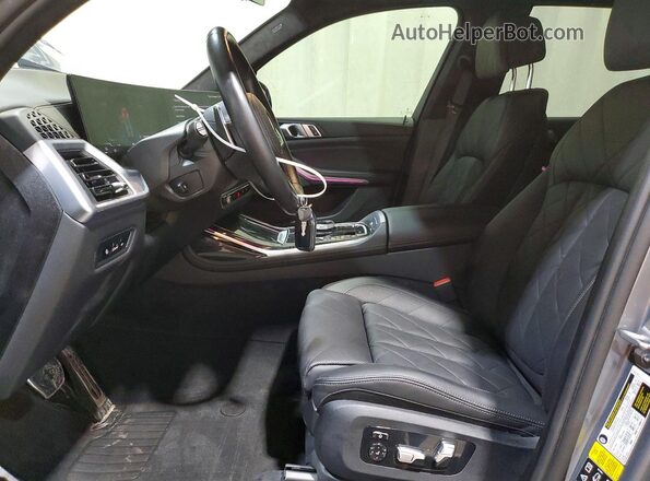 5UX23EM04R9S40456 2024 BMW X7 Gray 