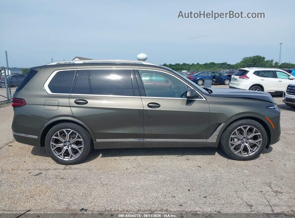 5UX23EM04R9U34971 2024 BMW X7 Коричневый Вид задней части салона