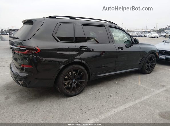 5UX23EM04R9V50607 2024 BMW X7 Black Задня права чверть