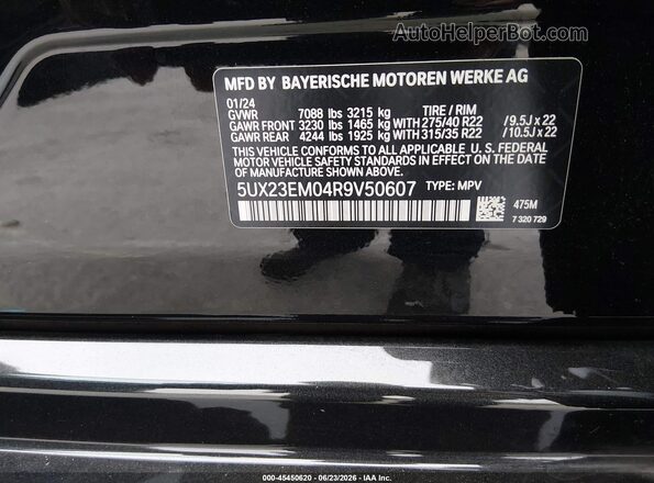 5UX23EM04R9V50607 2024 BMW X7 Black Вид підкапотного простору