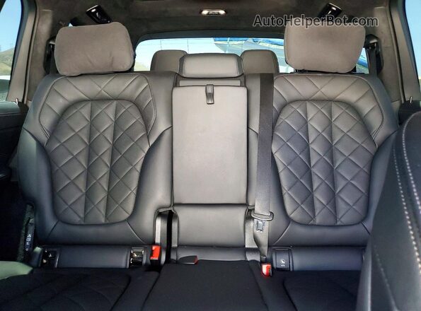 5UX23EM05P9P84249 2023 BMW X7 White 
